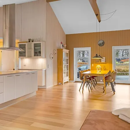 Holiday home Marisol - 200m From The Sea By Interhome