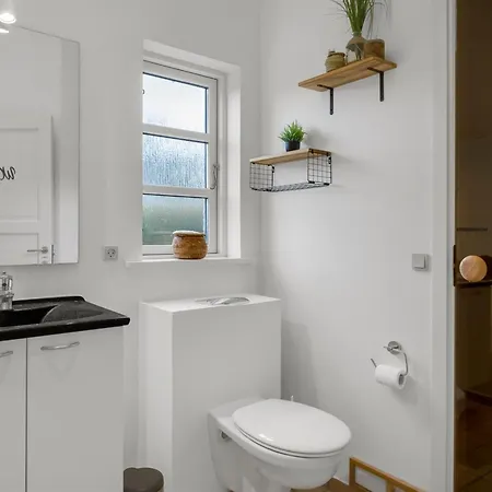 Marisol - 200m From The Sea By Interhome *