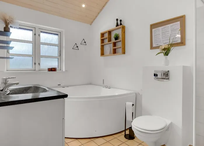 Marisol - 200m From The Sea By Interhome *