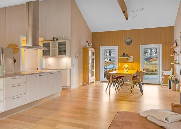 Holiday home Marisol - 200m From The Sea By Interhome