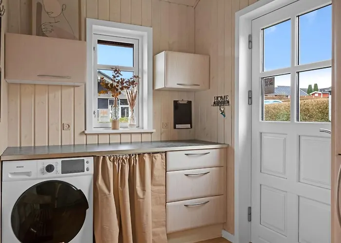 Marisol - 200m From The Sea By Interhome